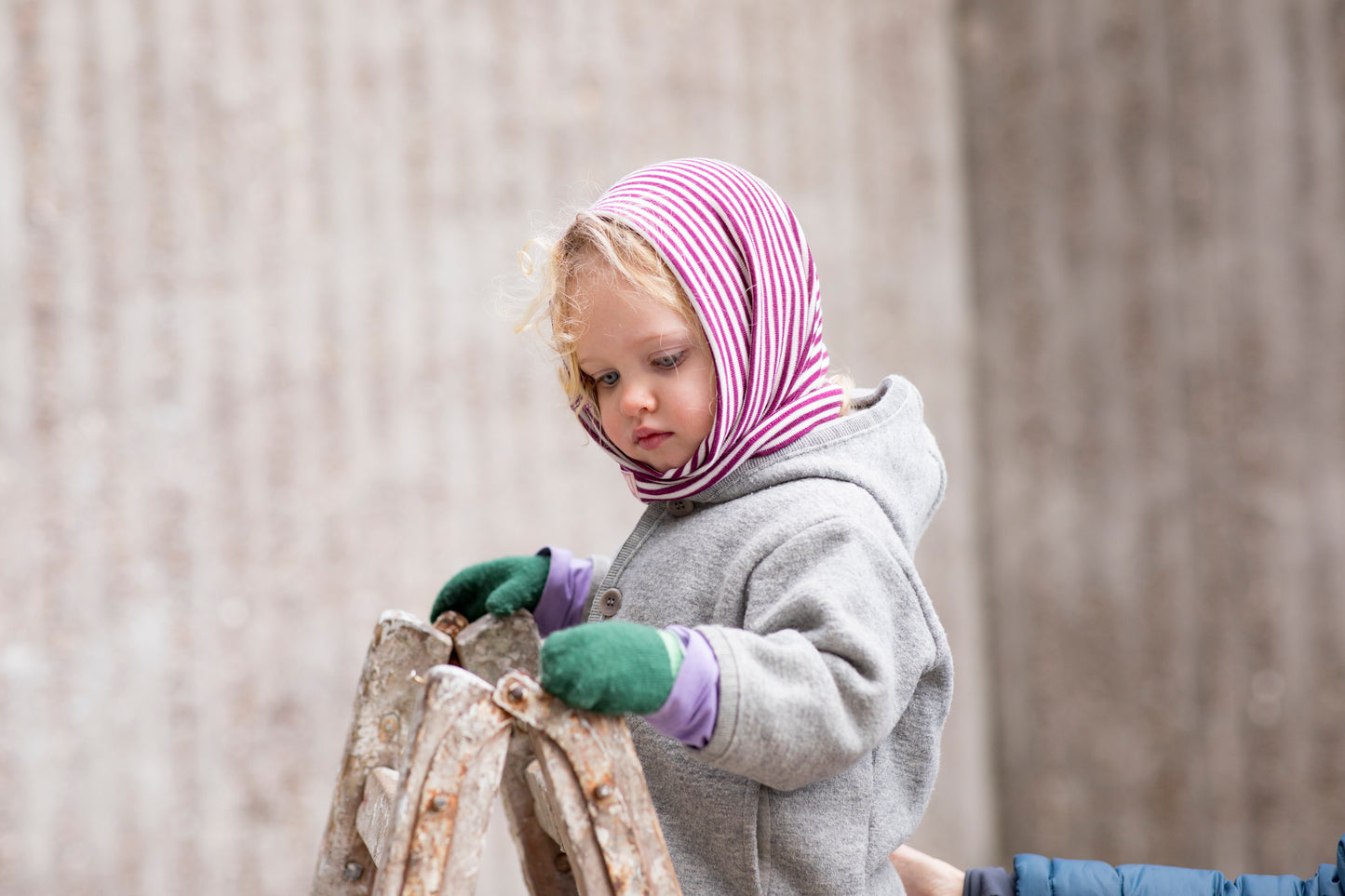 Wool-Silk Loop Scarf