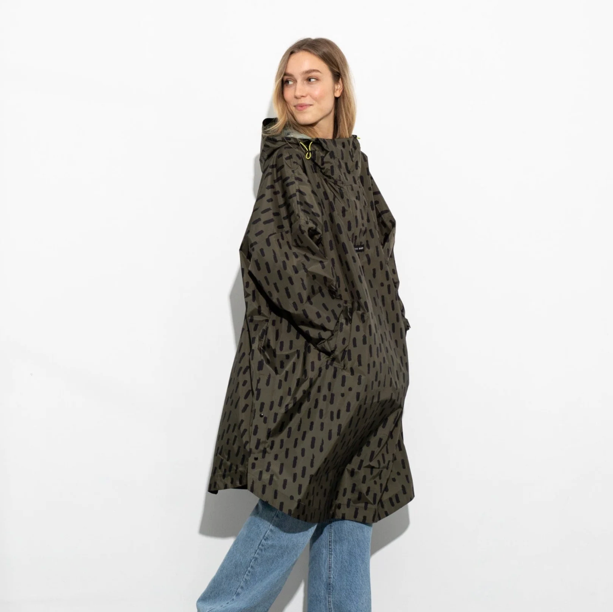 Urban Rain Coat - Vivi Mari DROPS