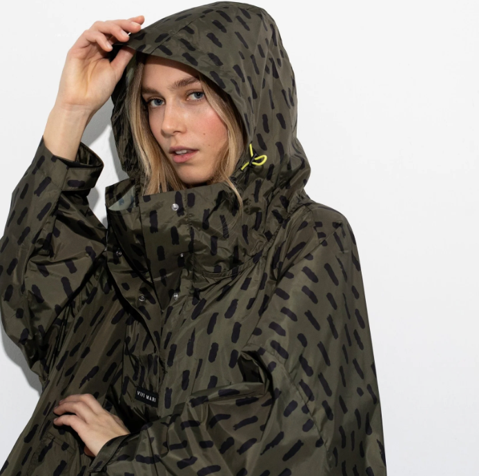 Urban Rain Coat - Vivi Mari DROPS